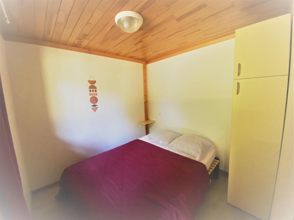 Camping Familial Les Chalets D'Uza Bagian luar foto