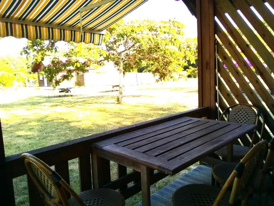 Camping Familial Les Chalets D'Uza Bagian luar foto